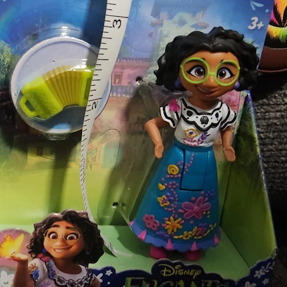 Disney nwt encanto